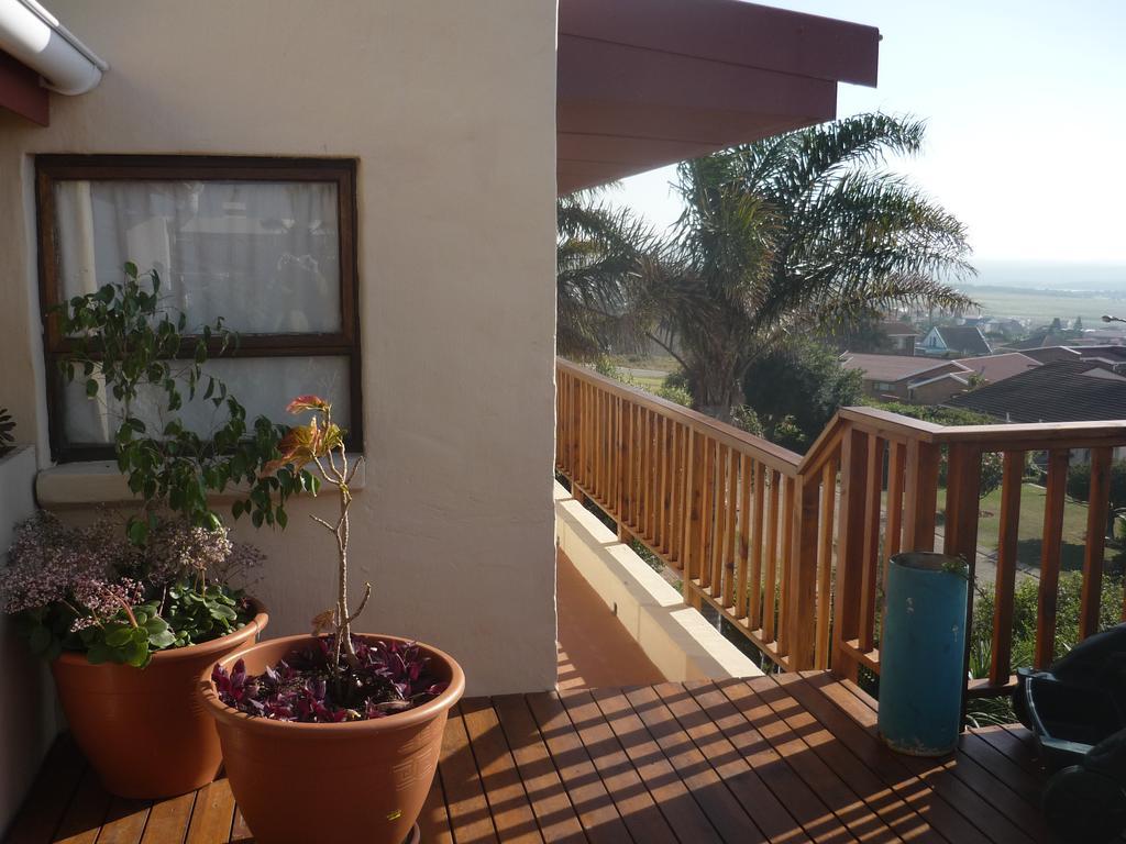 A1 Kynaston Self Catering Or Bed And Breakfast Jeffreys Bay Extérieur photo