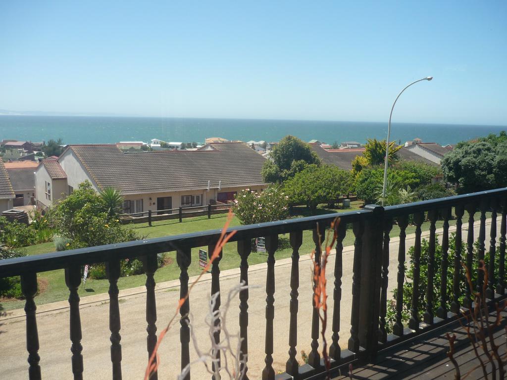 A1 Kynaston Self Catering Or Bed And Breakfast Jeffreys Bay Extérieur photo