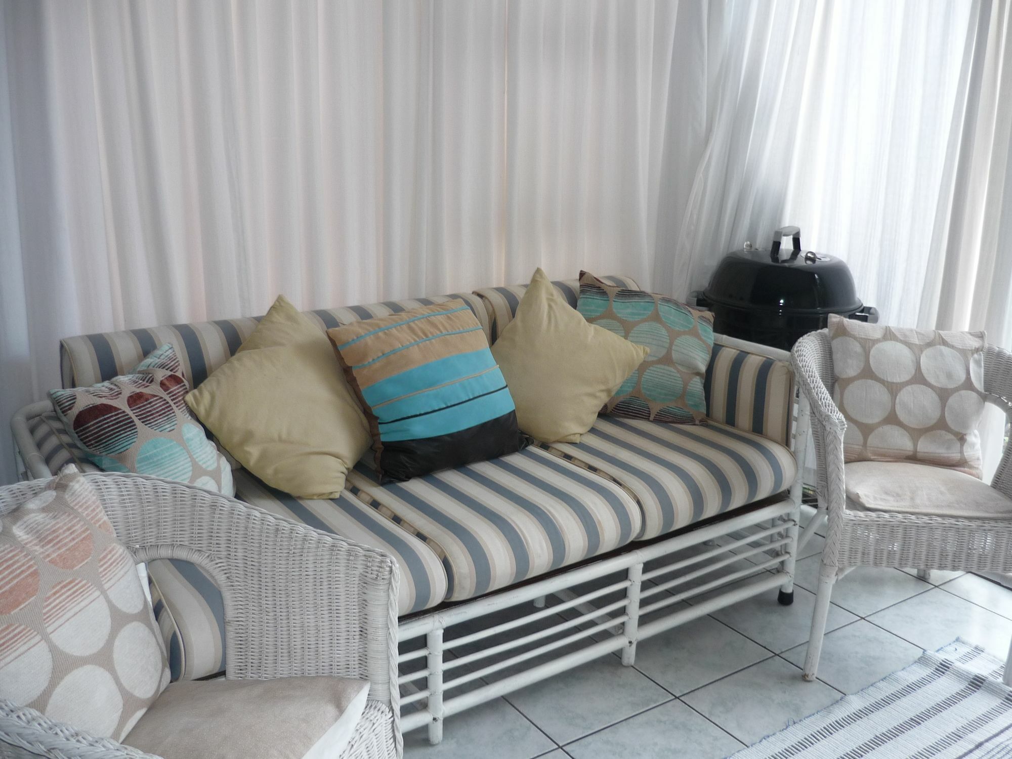 A1 Kynaston Self Catering Or Bed And Breakfast Jeffreys Bay Extérieur photo