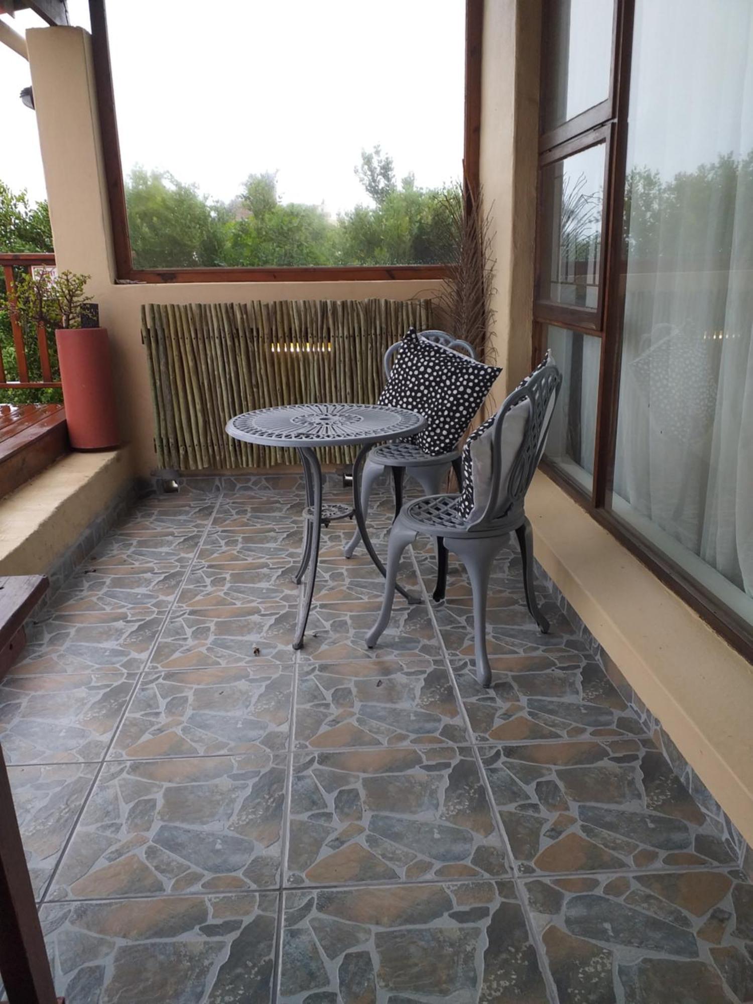A1 Kynaston Self Catering Or Bed And Breakfast Jeffreys Bay Extérieur photo